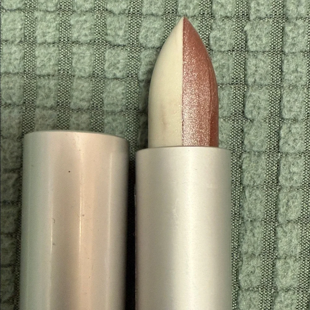 Chic Cream and Brown Twilight Lipstick